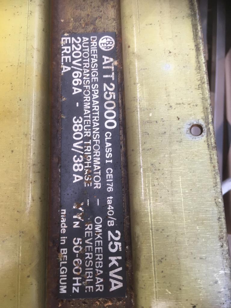 Transfo 220 /380 volt en omkeerbaar 25 kVA, Doe-het-zelf en Bouw, Ophalen, Gebruikt