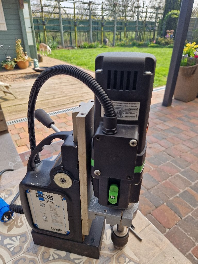 magneetboormachine, Doe-het-zelf en Bouw, Ophalen, Zo goed als nieuw, 600 watt of meer, Boormachine