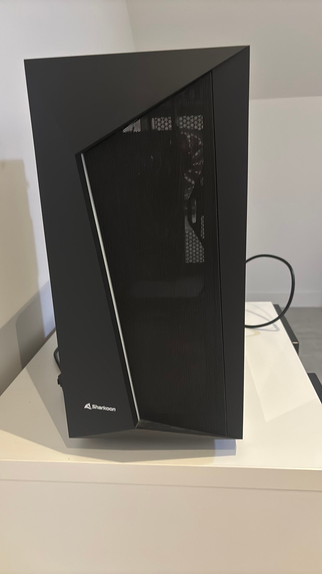 PC de jeu Sharkoon, Enlèvement, Comme neuf, Gaming