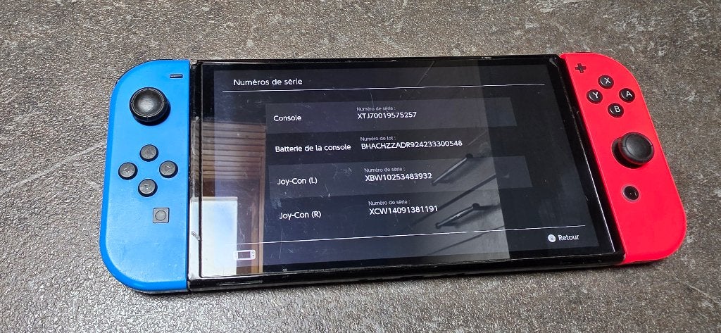Switch OLED néon 257, Enlèvement ou Envoi, Utilisé, Switch OLED