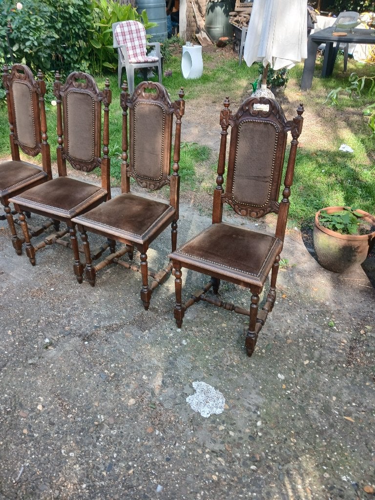 gratis  antieke  stoelen, Antiek, Gebruikt, Ophalen of Verzenden, Vier