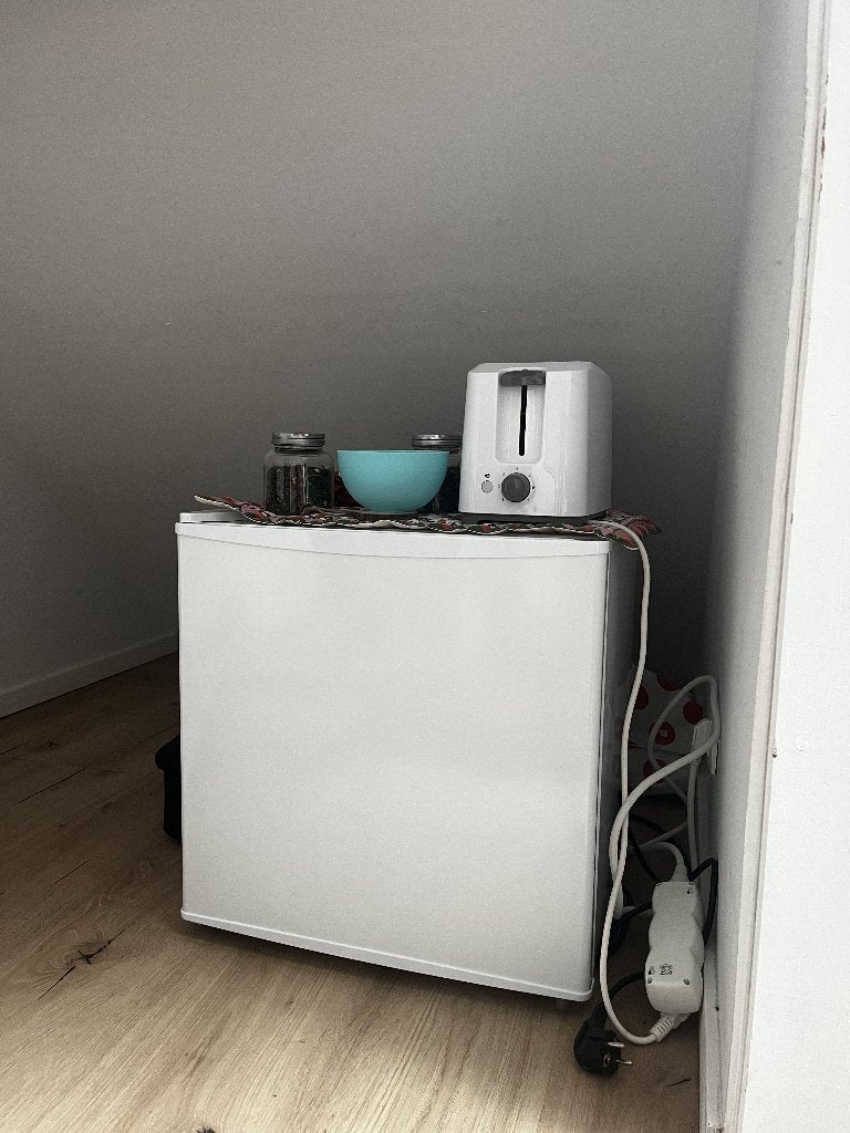 Mini frigo 43 l Ikea, Enlèvement, 45 à 60 cm, Sans bac à congélation, Comme neuf