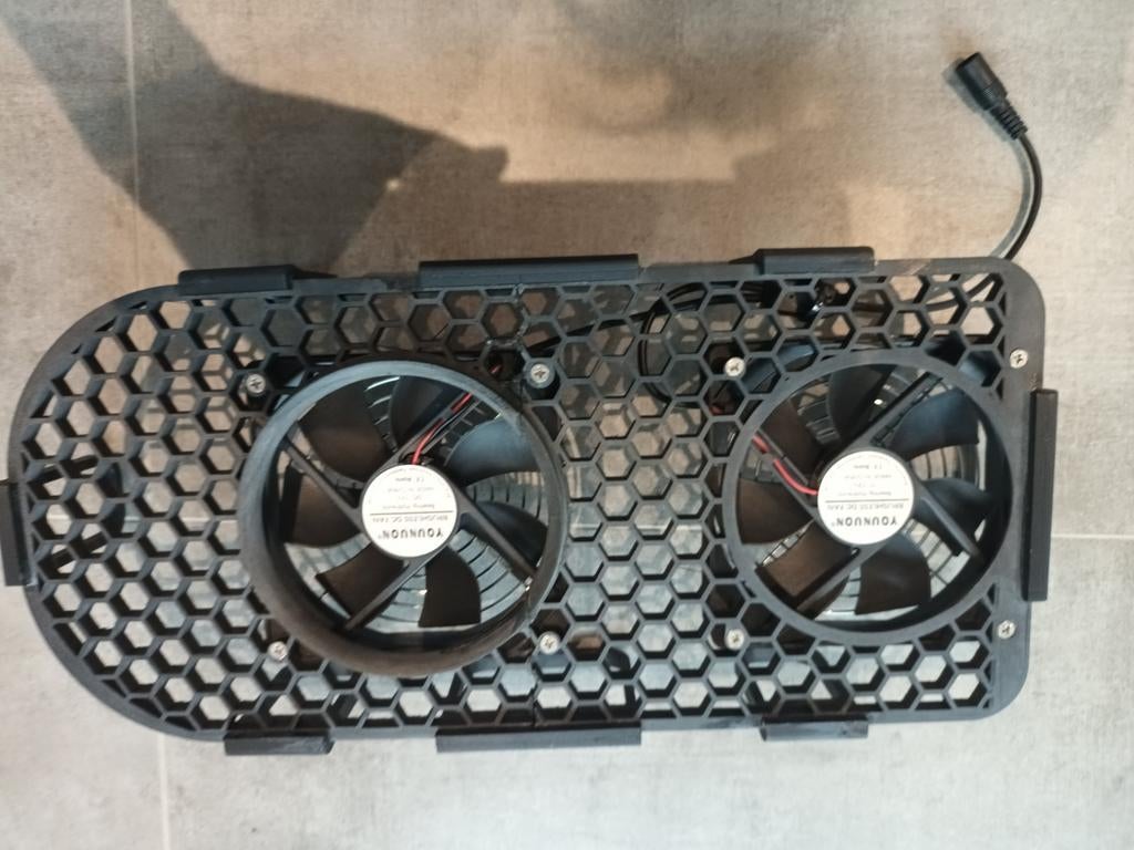 Séchoir casque double / Double helmet dryer, Envoi