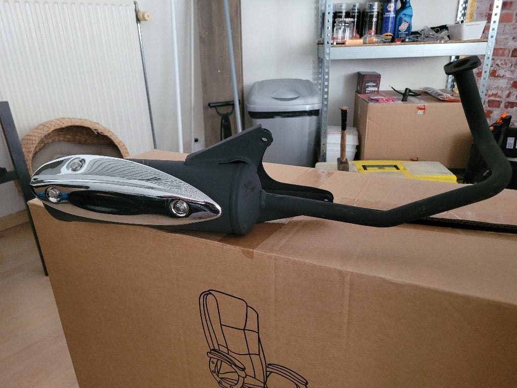 Nieuwe scooter uitlaat Gy6, Fietsen en Brommers, Ophalen, Nieuw, Uitlaat