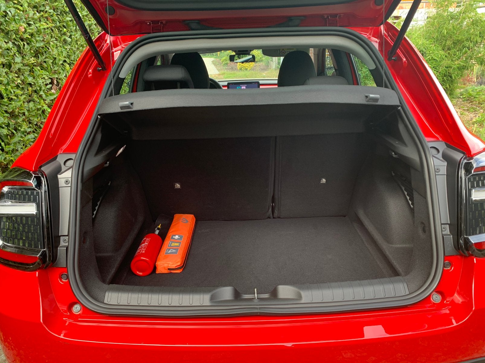 Aangeboden Fiat 600 e Red, Autos, Rouge, Euro 5, Achat, 5 portes
