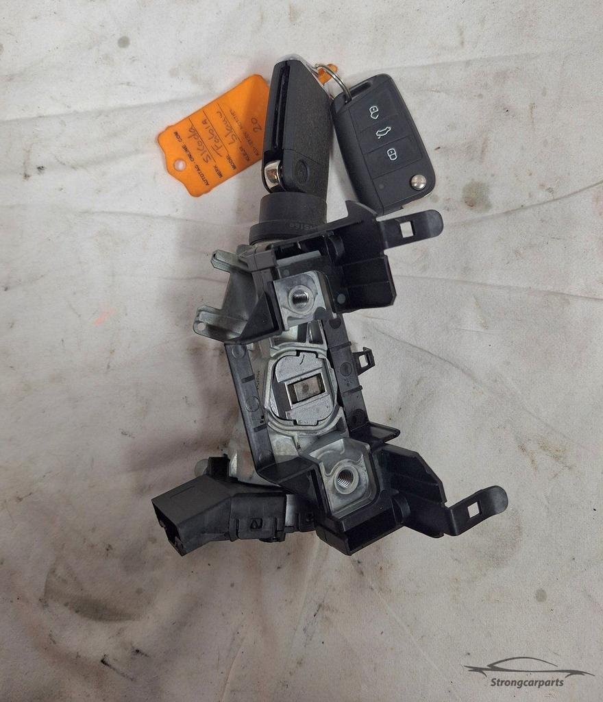 Contactslot met 2 klap sleutels Skoda Fabia III 6C0905865, Auto-onderdelen, Carrosserie, Skoda, Gebruikt, Ophalen of Verzenden
