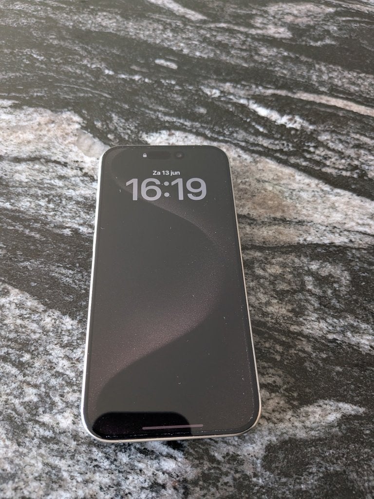 iPhone 15 Pro 128GB Natural Titanium te koop, Telecommunicatie, Ophalen, 128 GB, Zo goed als nieuw, 87 %