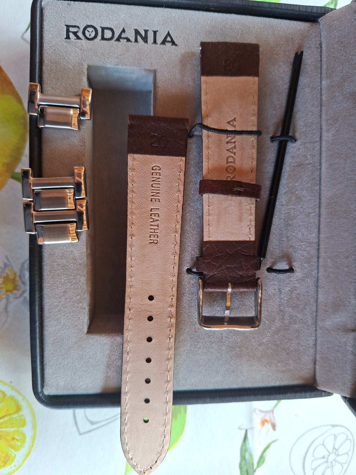coffret Rodania avec bracelet et accessoires, Enlèvement ou Envoi, Cuir