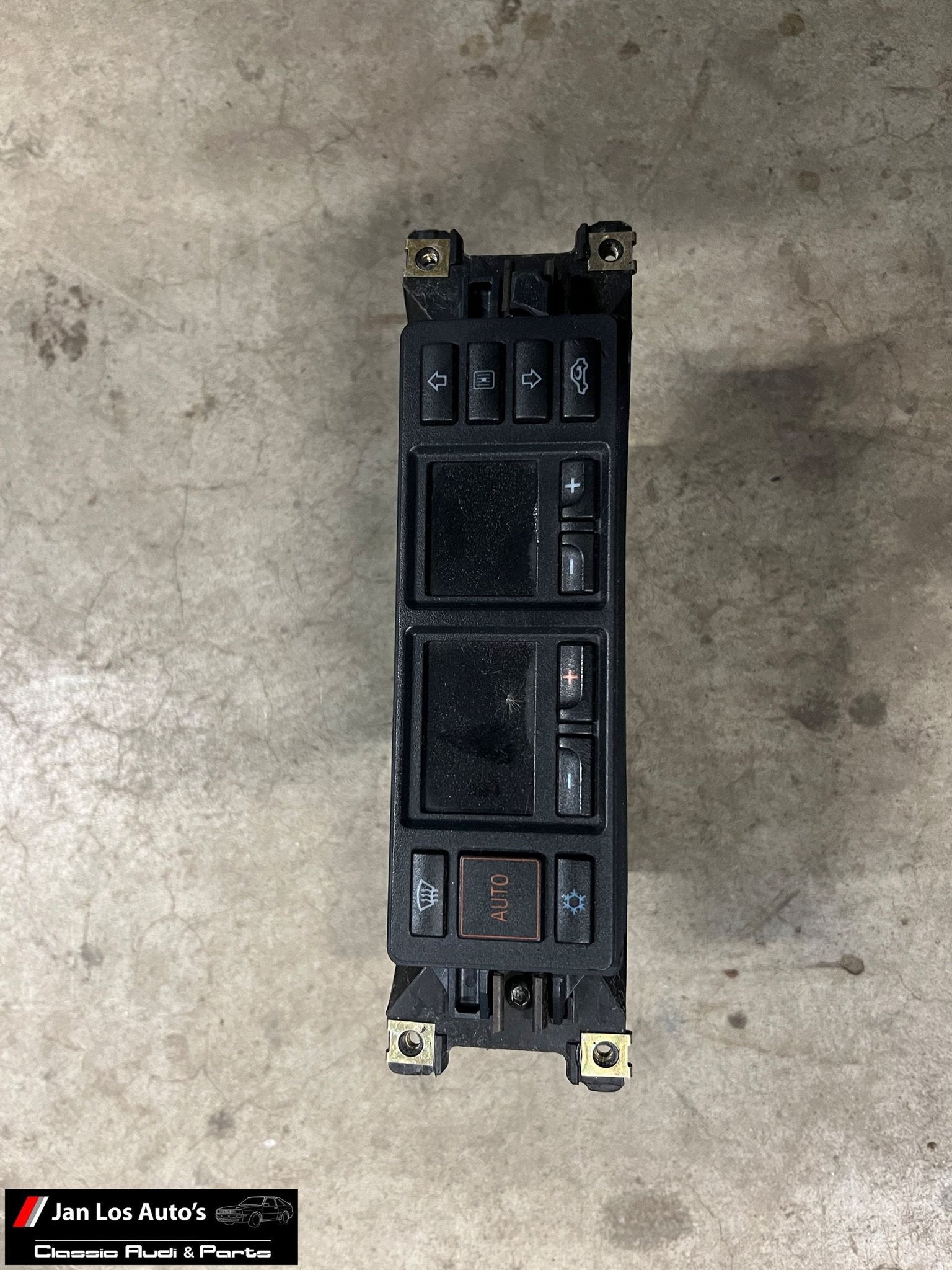 Audi V8 typ44 C3 ECC bedieningspaneel, Gebruikt, -, -, -