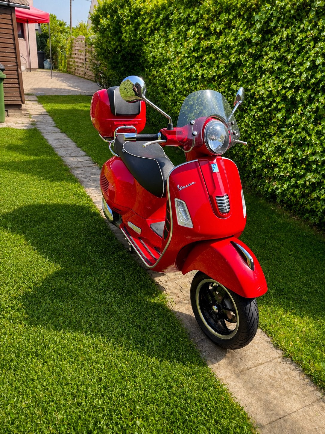 Magnifique Vespa GTS 125ie - Techniquement parfaite, Vélos & Vélomoteurs, Scooters | Vespa, Autres modèles, 125 cm³, Classe B (45 km/h)