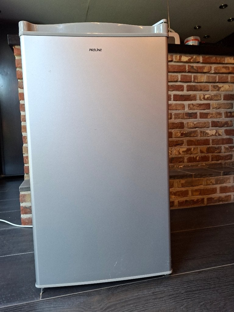 frigo met vriesvakje, Ophalen, Zo goed als nieuw, Met vriesvak, Minder dan 45 cm
