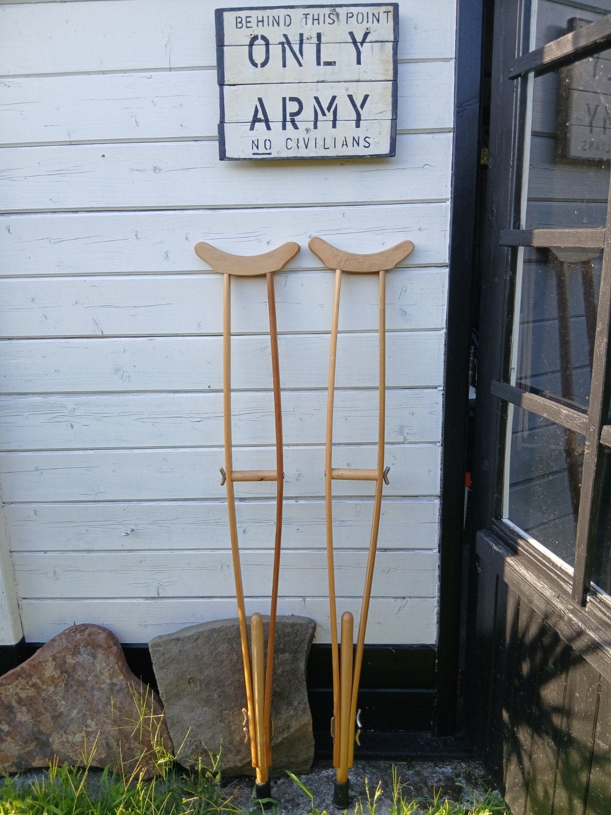 Ww2 model houten loopkrukken, Verzamelen, Militaria | Tweede Wereldoorlog, Ophalen