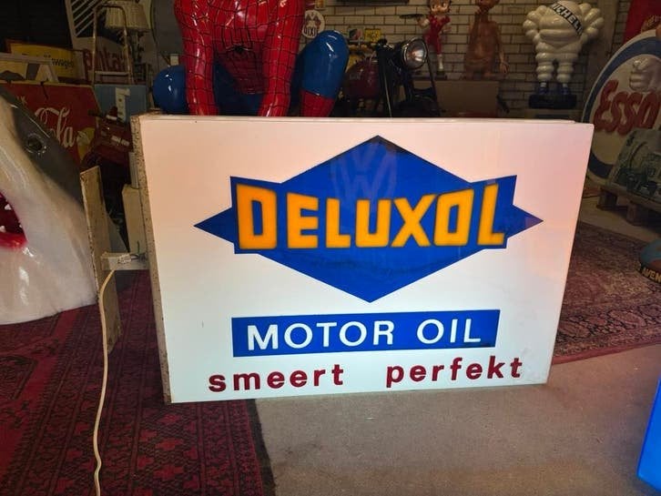 Deluxol Motor Oil Lichtbak Reclamebord