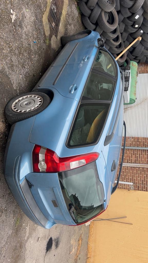 Toute piece volvo v50 disponible, Autos : Pièces & Accessoires, Enlèvement, Volvo