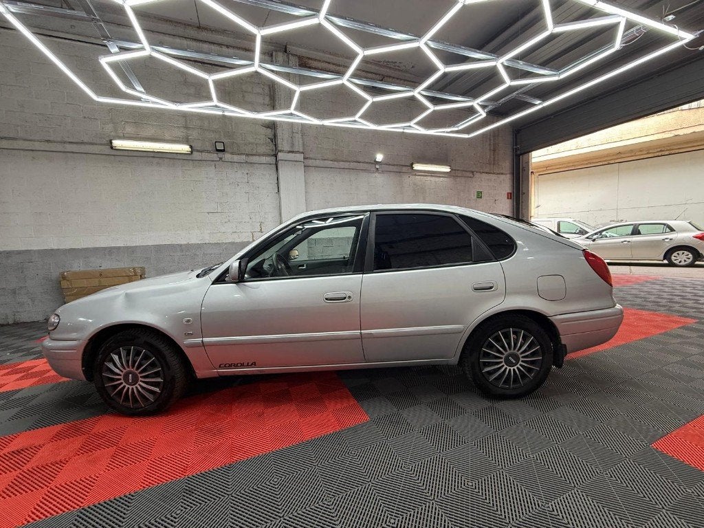 Toyota Corolla, Autos, Achat, Corolla, Noir, 5 portes