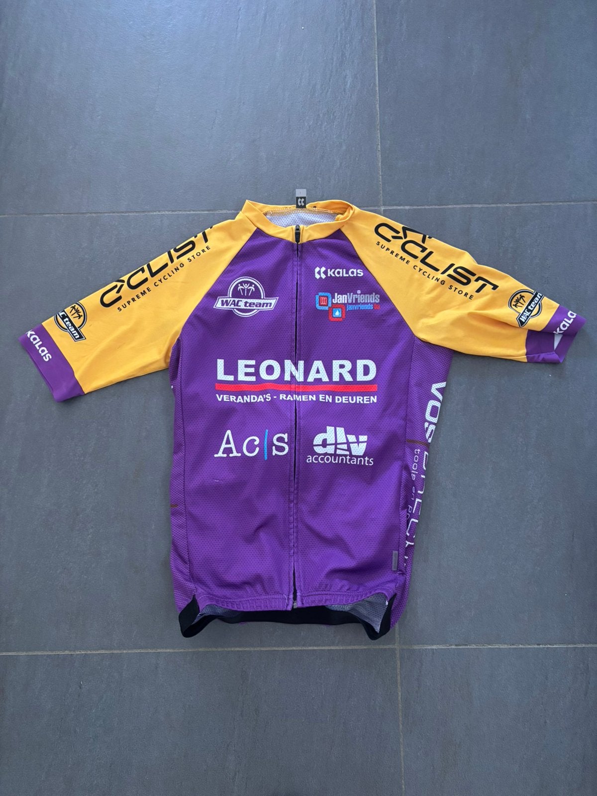 Fietskledij, Ophalen, Zo goed als nieuw