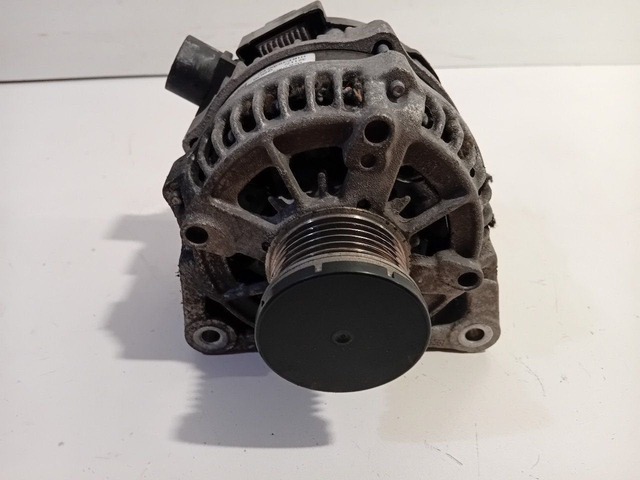 Dynamo Ford Fiesta, Onderdelen@venauto.nl, Van der Ven Autorecycling B.V., Ettenseweg 76, 4706 PB Roosendaal, The Netherlands