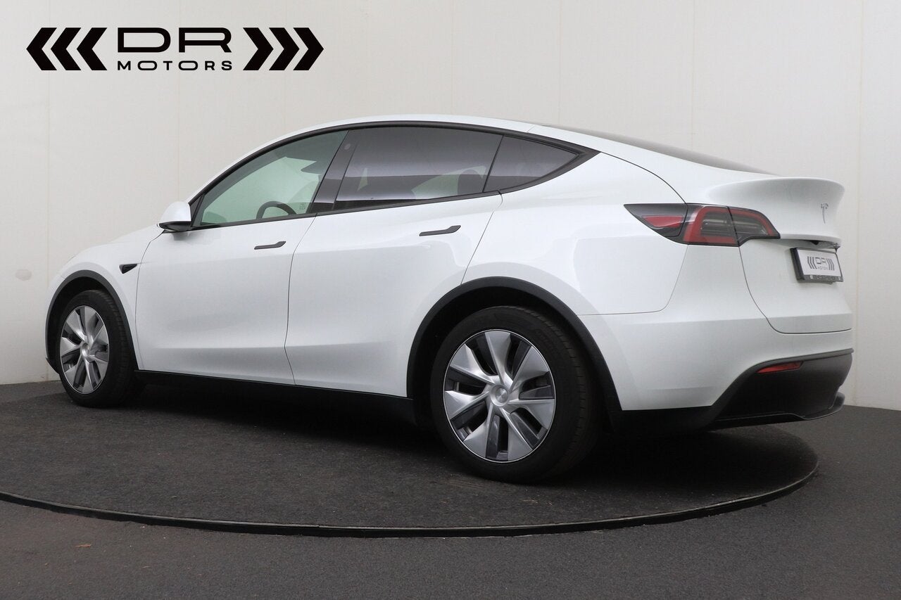 Tesla Model Y SUV - LEDER -  TOPSTAAT - GARANTIE, Auto's, Tesla, 0 kg, Wit, 5 zetels, 5 deurs