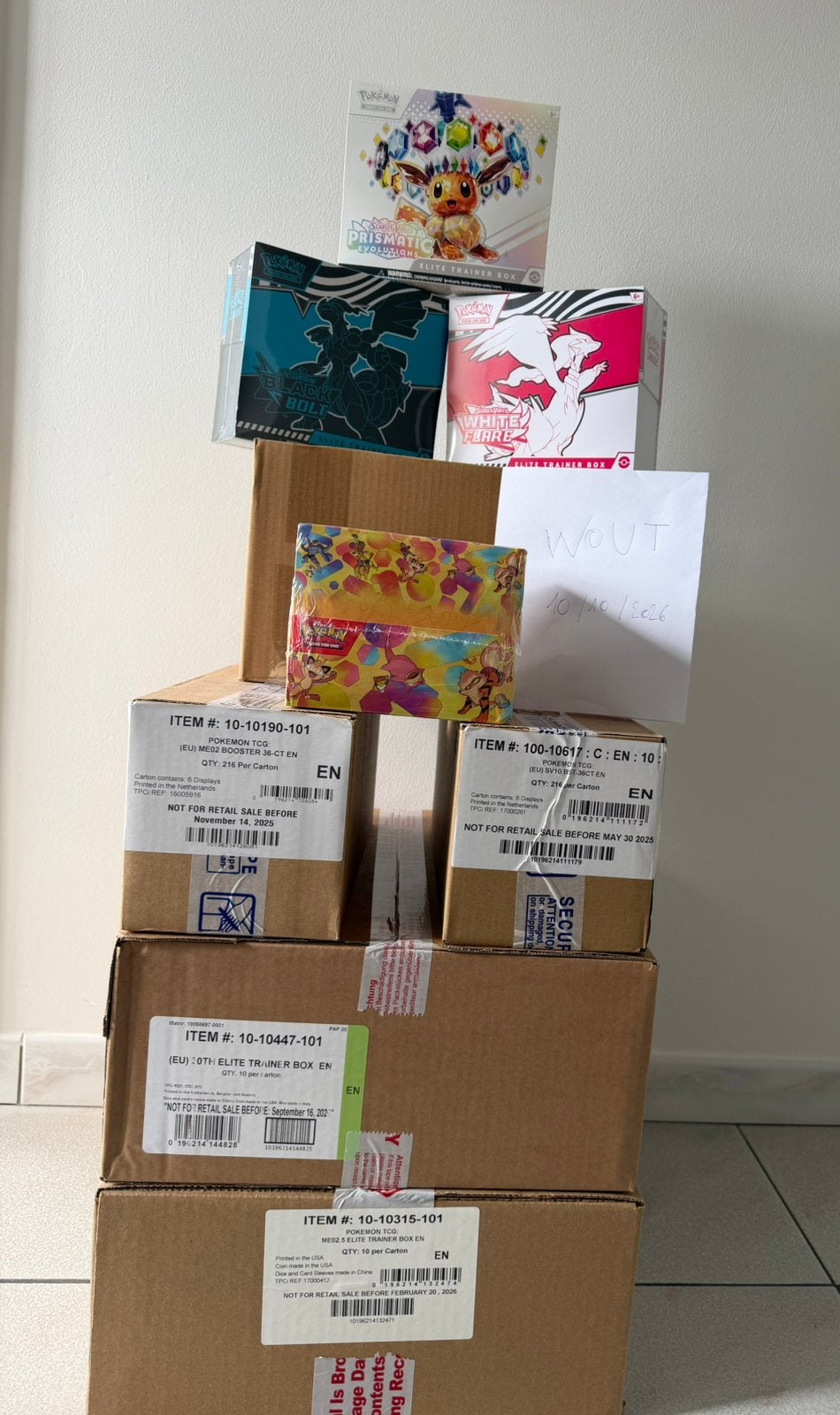 Grand lot Pokémon : étuis, etbs, boosters... (SCELLÉ), Enlèvement ou Envoi, Neuf, Booster box