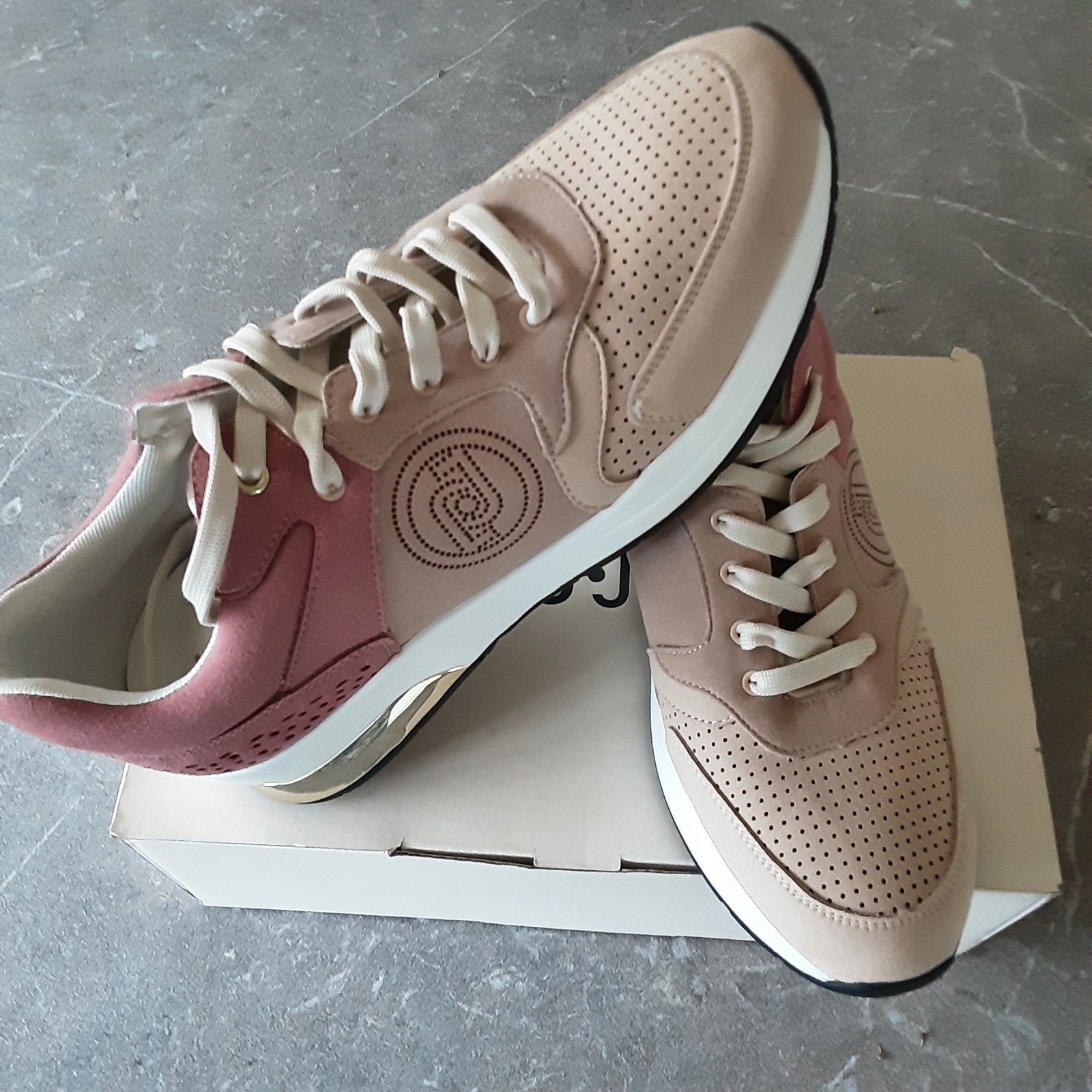 NIEUW  Liu Jo trendy sneaker mt 40, Ophalen of Verzenden