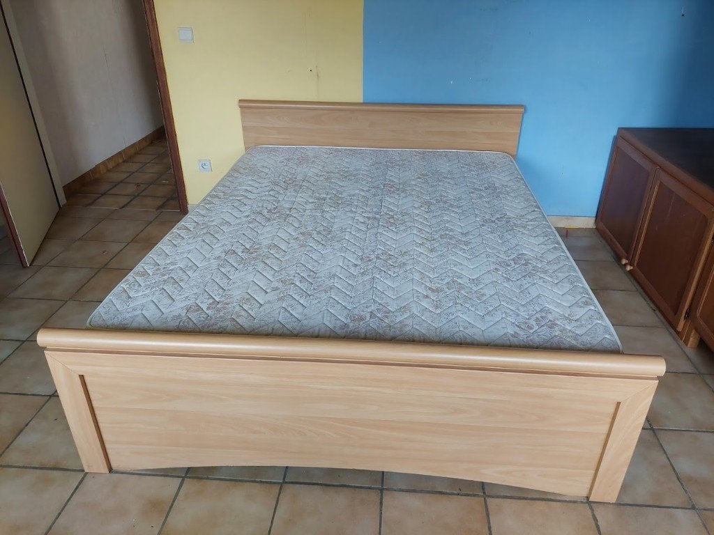 2 persoonsbed, Huis en Inrichting, Slaapkamer | Bedden, Ophalen, Beige, Tweepersoons, Zo goed als nieuw