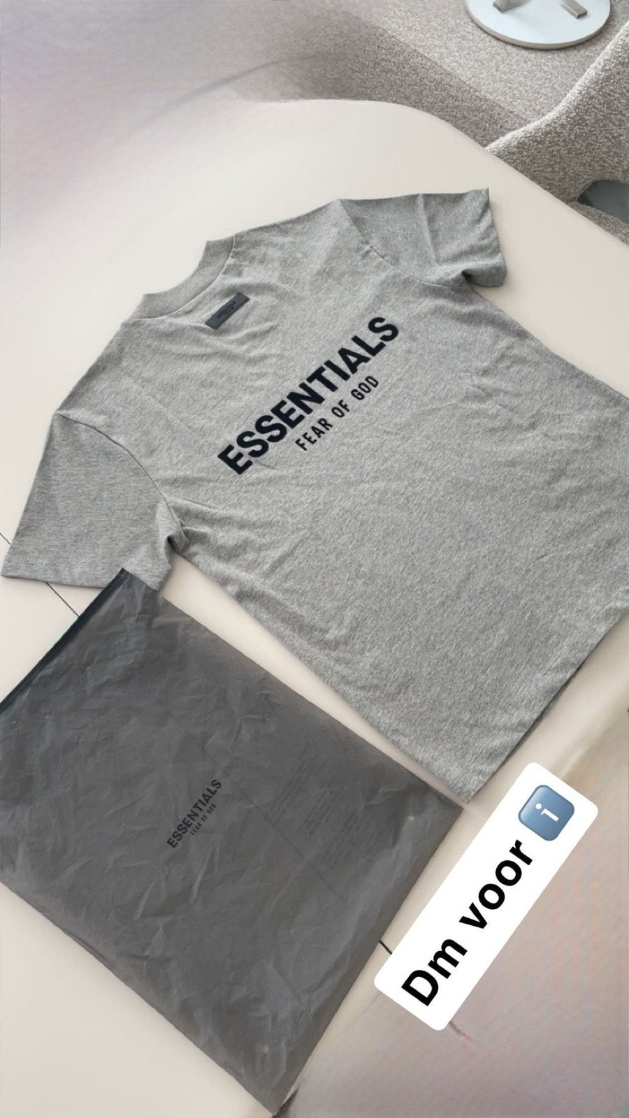 Essentials T-shirt, Ophalen, Zo goed als nieuw, Maat 46 (S) of kleiner, Grijs