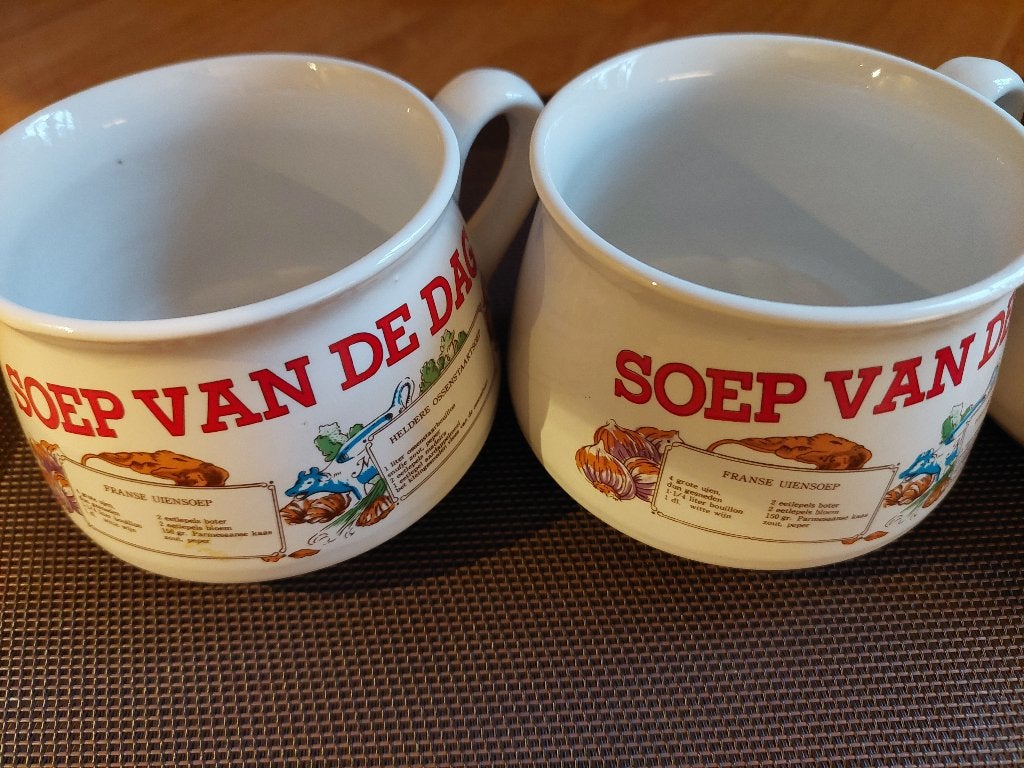 Bol à soupe avec oreille — « Soupe du jour » — 2 pièces, Maison & Meubles, Enlèvement ou Envoi, Comme neuf, Vintage, Récipient(s)