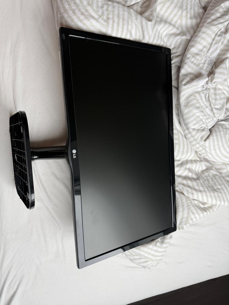 LG scherm, zo goed als nieuw., Computers en Software, Monitoren, Ophalen, Zo goed als nieuw