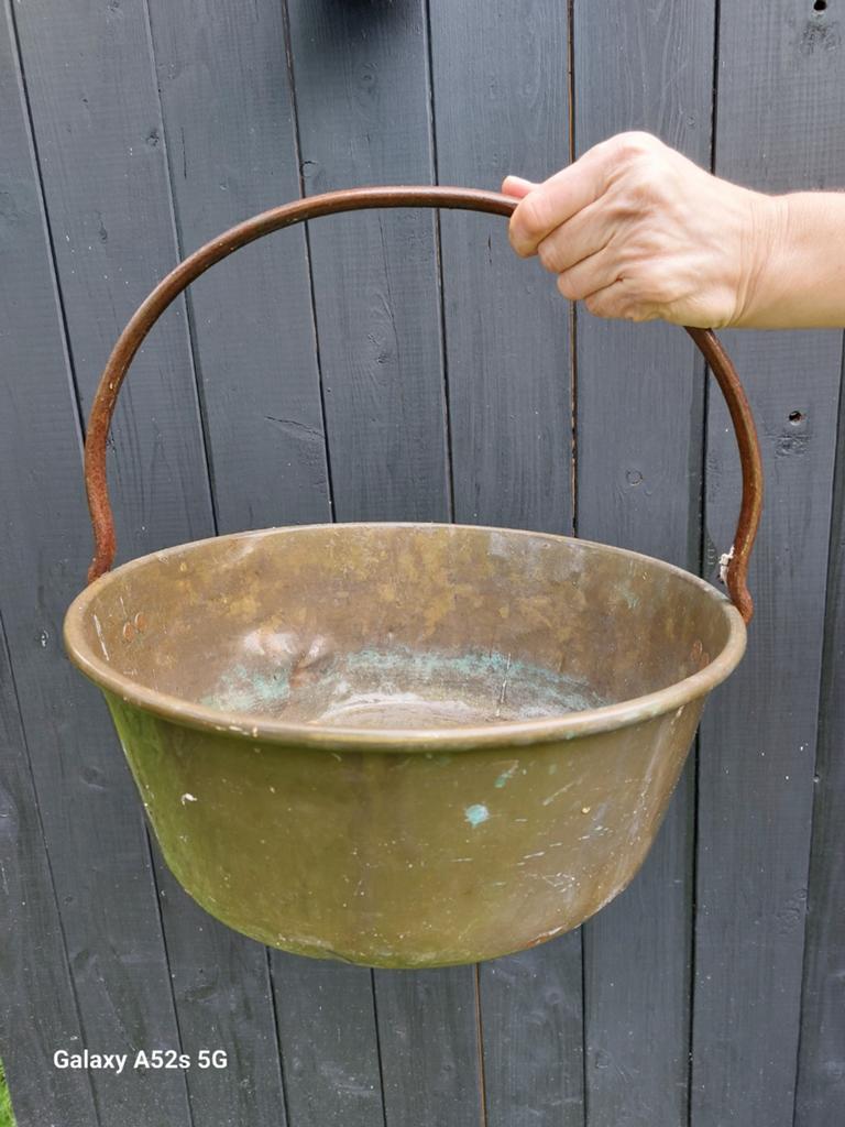 Koperen ketel, Ophalen