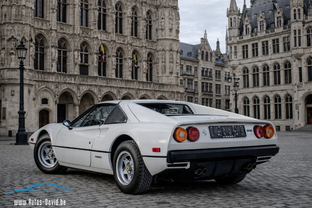 Ferrari 308 GTS 2.9 V8 manuelle Targa/Histoire/Oldtimer, Autos, Cuir, 2927 cm³, Achat, Entreprise