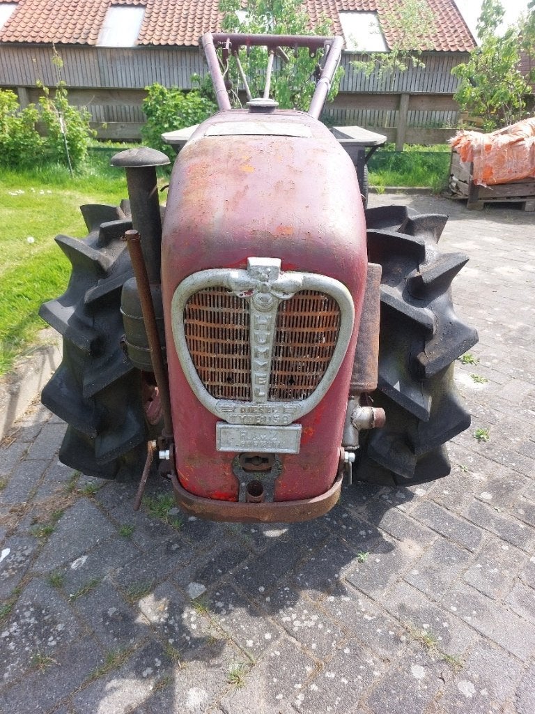 Hummel U58 met wagen, Ophalen, Zo goed als nieuw