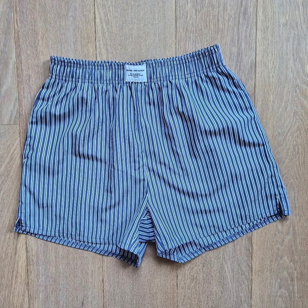 Gestreepte short, maat XS, Kort, Blauw, Ophalen of Verzenden, Zo goed als nieuw