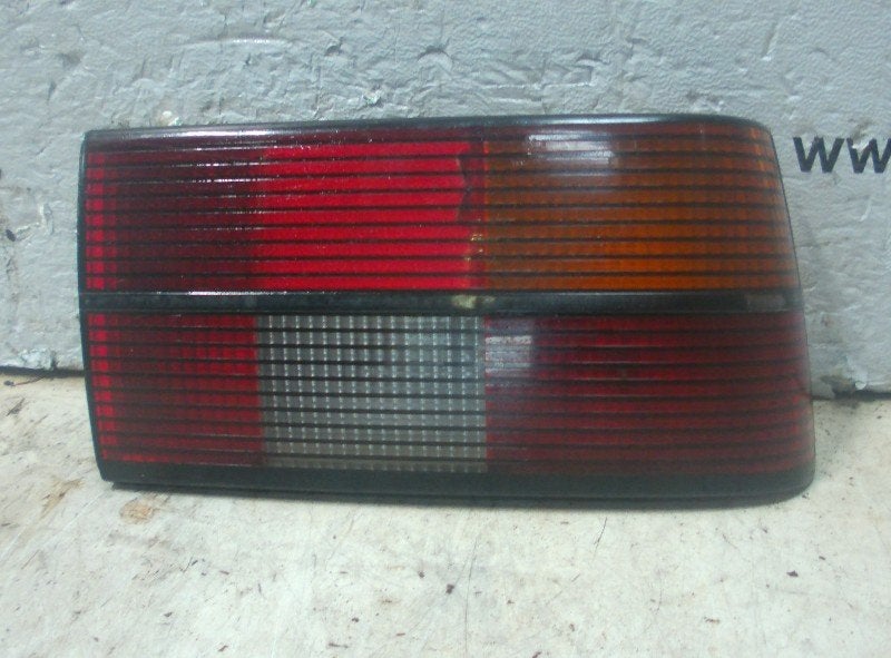 FEU ARRIÈRE DROIT Opel Ascona C (81 / 86 / 87 / 88), Autos : Pièces & Accessoires, Opel, Opel Automobile GmbH, Utilisé, Kontakt-opel@opel.com