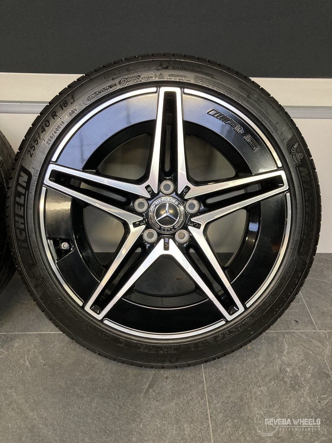 18” originele Mercedes C klasse W206 AMG velgen banden 5x112, Pneus et Jantes, Véhicule de tourisme, Pneus été, -