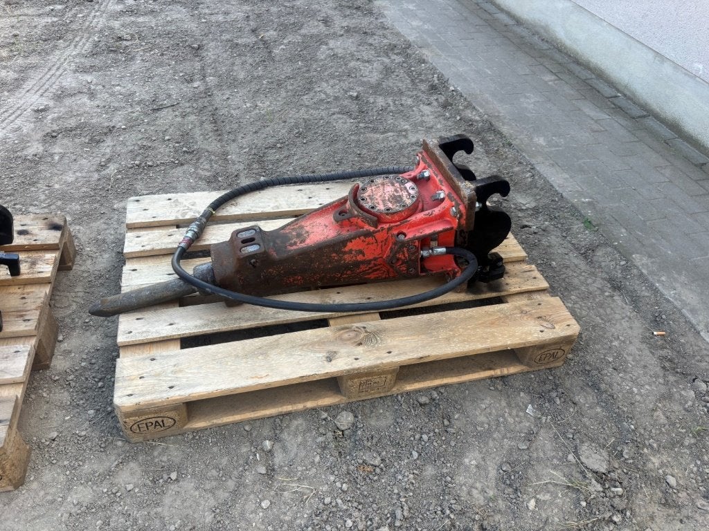 breekhamer Epiroc SB152/Kubota KM155, Ophalen, Graafmachine