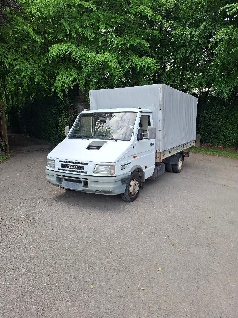 Iveco daily, Autos, Achat, Iveco, Boîte manuelle, Diesel