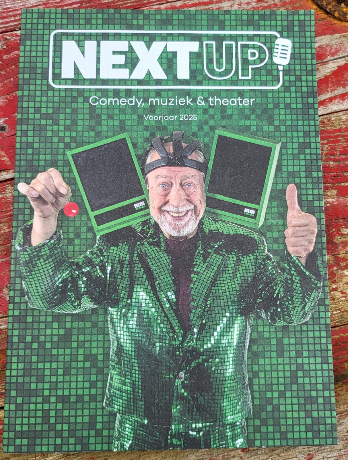 Urbanus programmaboekje Bes Tof
Dit is een promo, Boeken, Film, Tv en Media, Ophalen of Verzenden