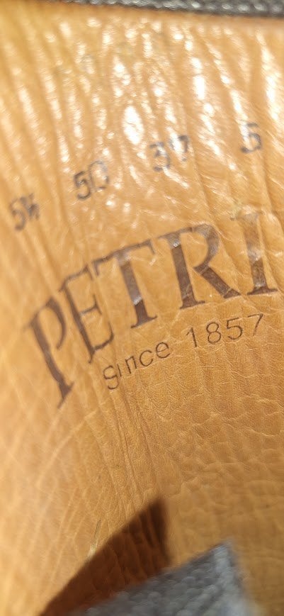 Rijlaarzen Petrie, Dieren en Toebehoren