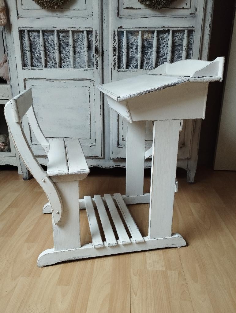 Lessenaar bureau kinderkamer, Ophalen