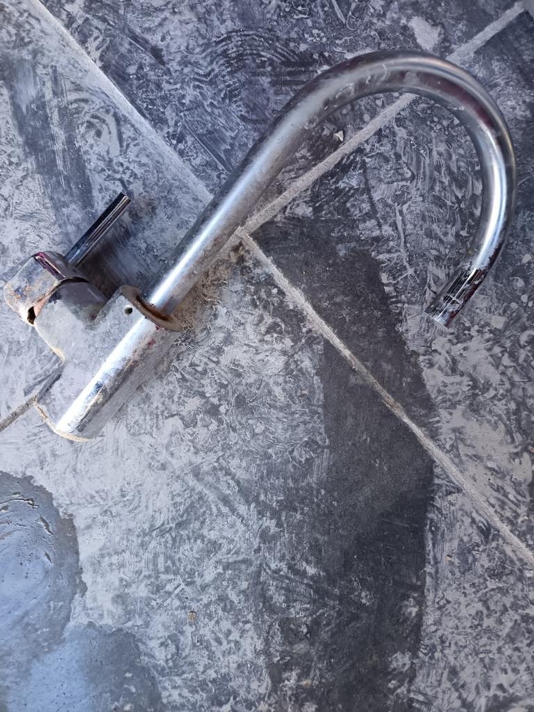 Keukenkraan, Doe-het-zelf en Bouw, Sanitair, Ophalen