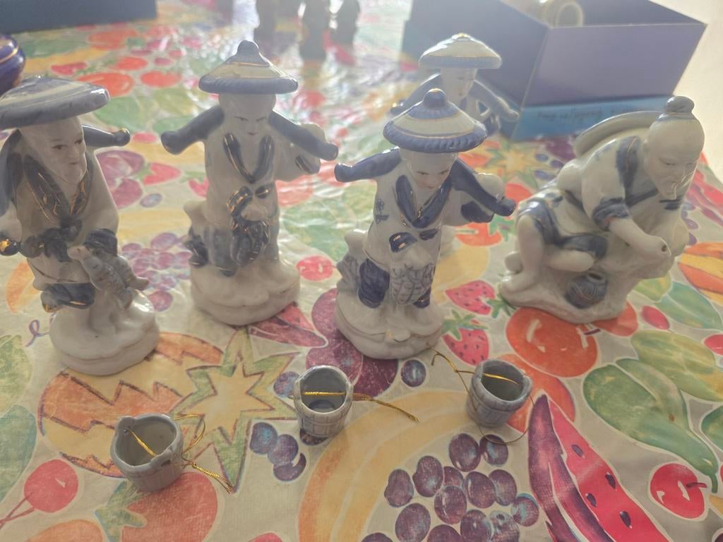 Porseleine  manetjes, Antiek en Kunst, Ophalen