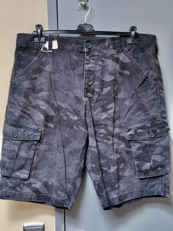 Bermuda maat 3XL - FIRETRAP, Kleding | Heren, Broeken en Pantalons, Ophalen of Verzenden, Zo goed als nieuw, FIRETRAP