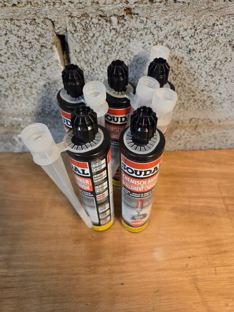 Soudal - Matériaux de construction supplémentaires, Enlèvement, Neuf, Autres matériaux