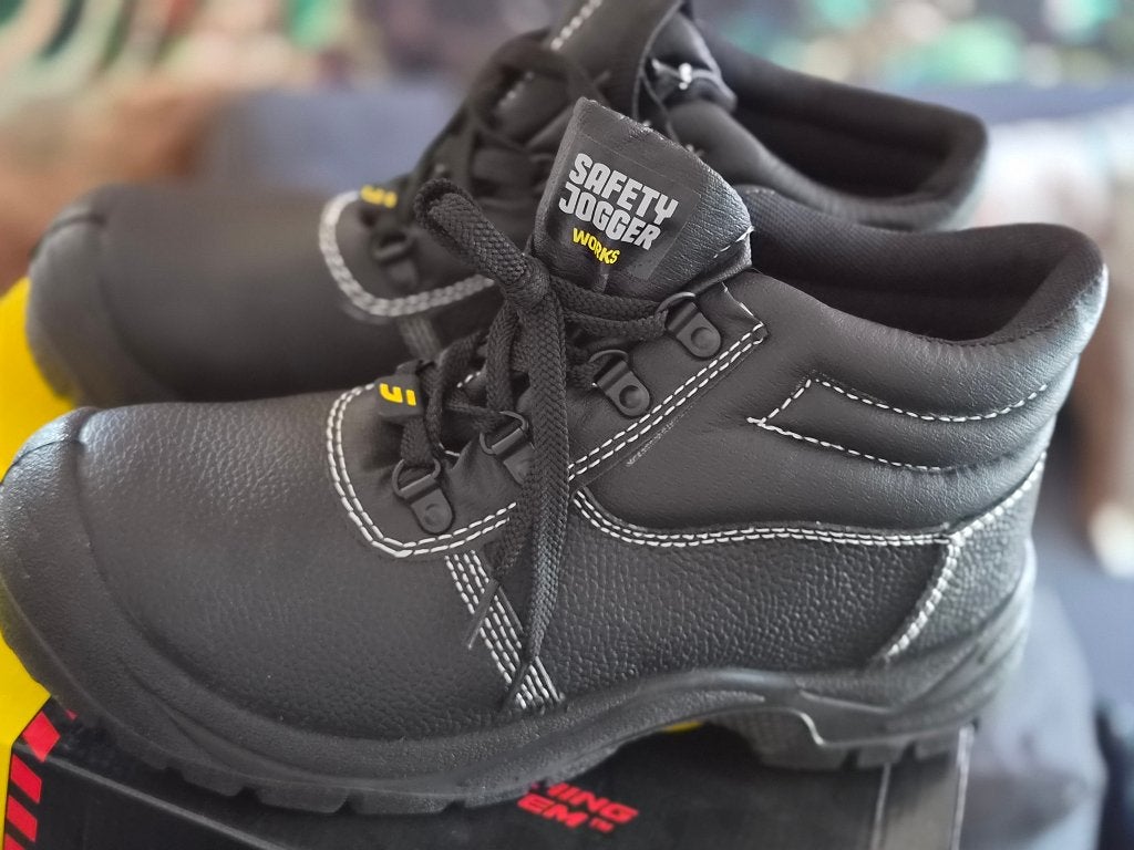 Chaussures de sécurité SAFETY JOGGER Bestboy S3 – NEUVES–T42, Enlèvement, Neuf