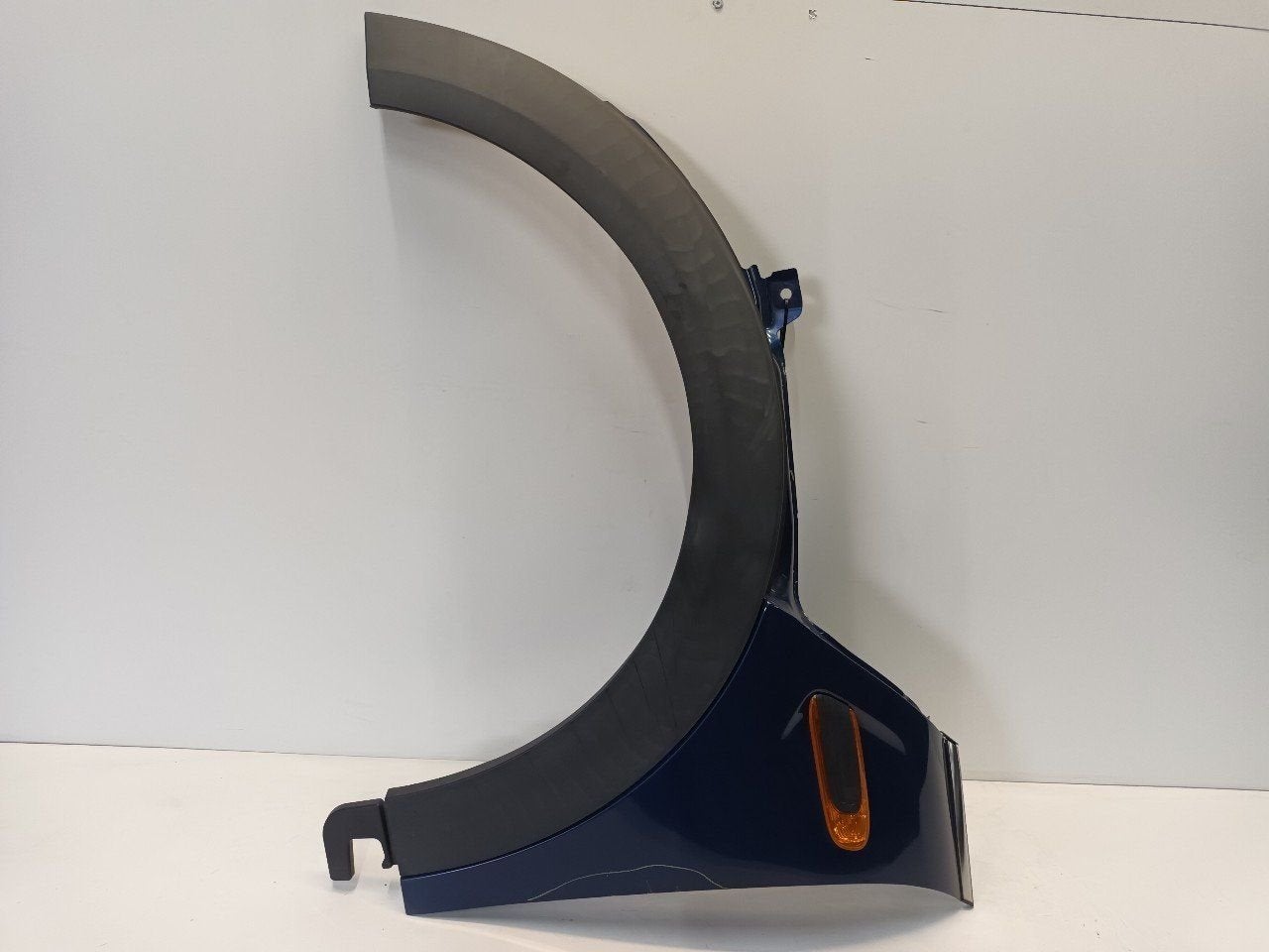 Spatbord links voor Mini Mini, Onderdelen@venauto.nl, Van der Ven Autorecycling B.V., Gebruikt, Ettenseweg 76, 4706 PB Roosendaal, The Netherlands