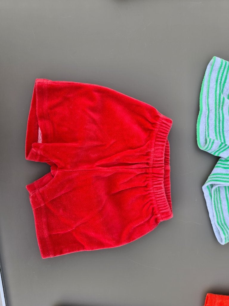 rode korte broek 74-80, Enfants & Bébés, Vêtements de bébé | Taille 74, Enlèvement, Comme neuf