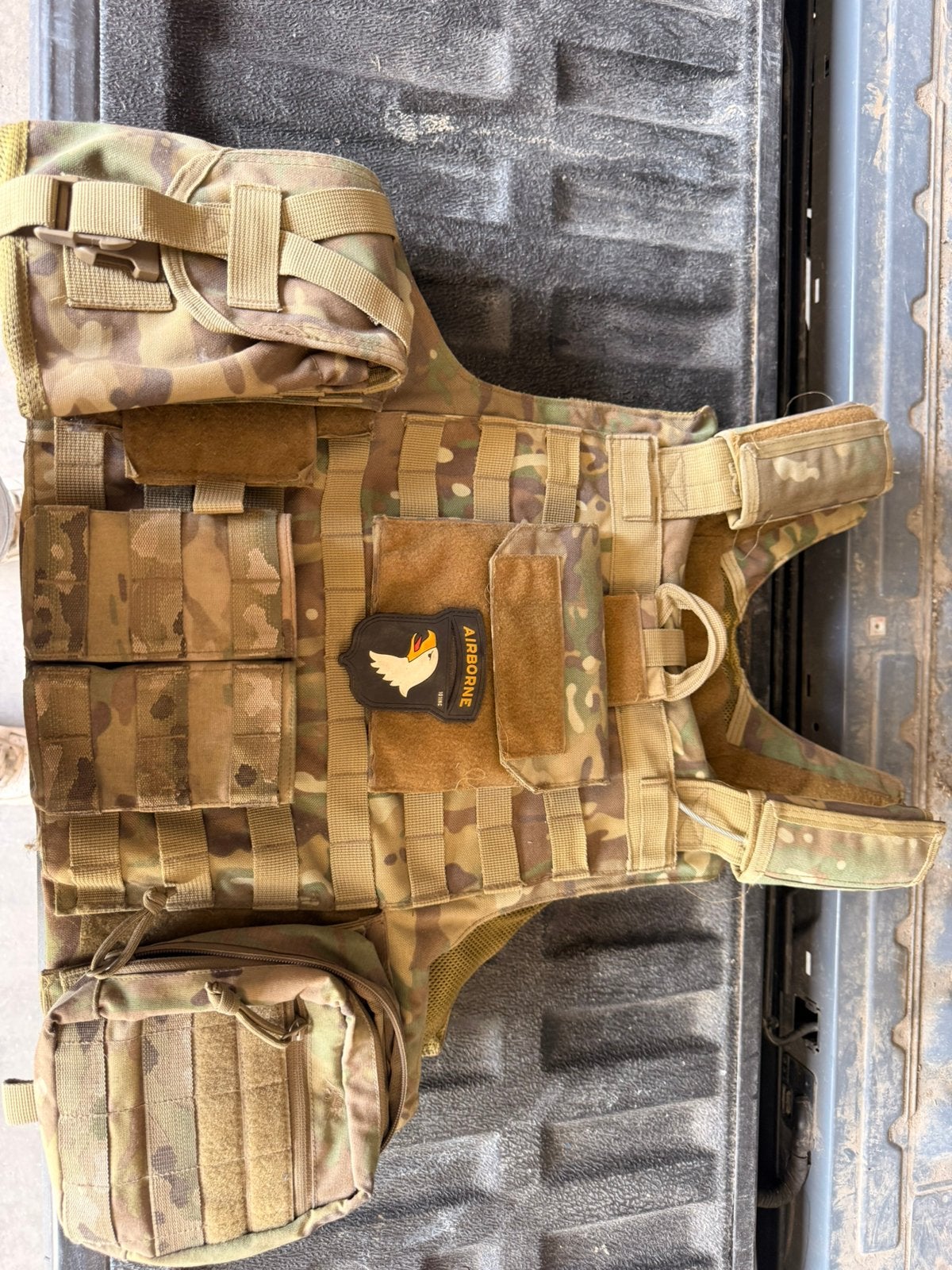 Plate carrier, Sports & Fitness, Accessoires de sport de tir, Enlèvement, Comme neuf
