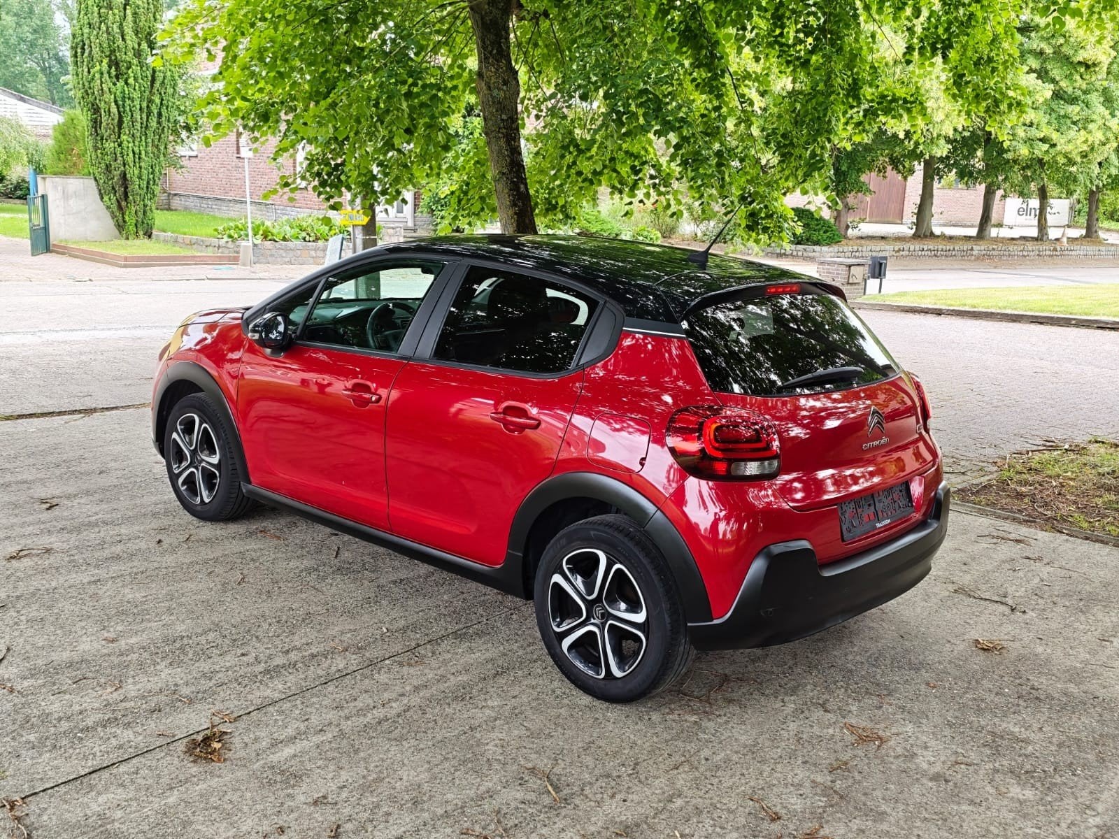 Citroen C3 2018 Essence GPS-camera met airconditioning, Auto's, Bedrijf, 5 deurs, 1200 cc, Parkeersensor