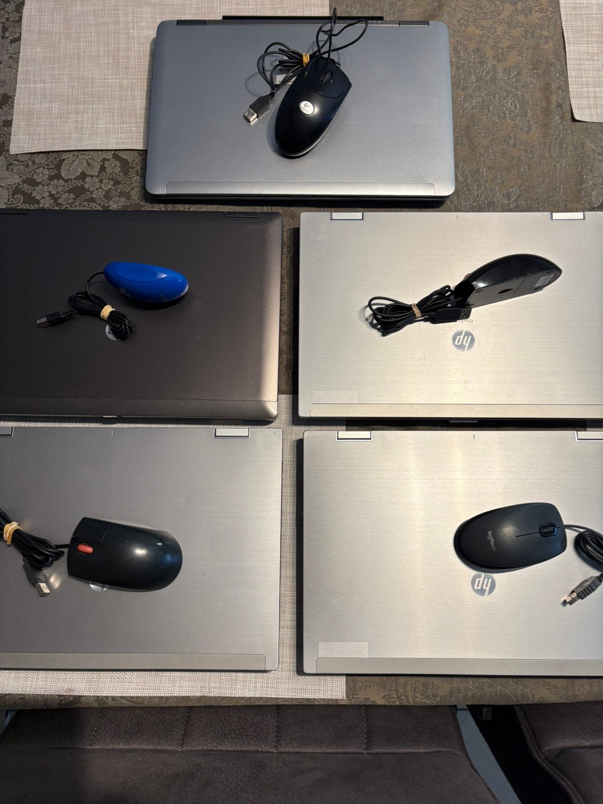5 ordinateurs portables  (4 HP, 1 Dell sans chargeurs), Informatique & Logiciels, Ordinateurs portables Windows, Utilisé, 15 pouces