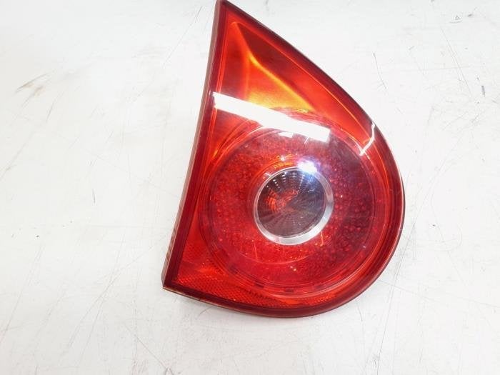 Achterlicht links van een Volkswagen Golf, Gebruikt, -, Volkswagen, -